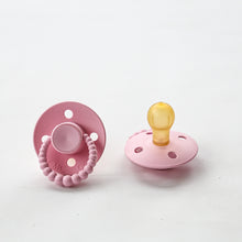 Load image into Gallery viewer, CMC GOLD DUMMIES - 18M+ (SIZE 3) TWIN PACK